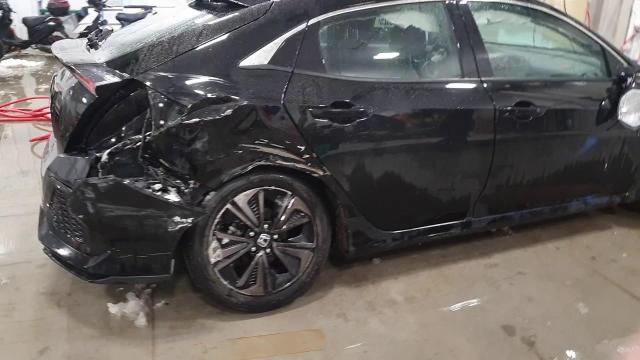 2018 Honda Civic - Image 13