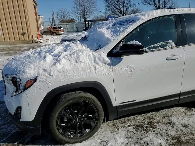 2020 GMC Terrain - Image 11