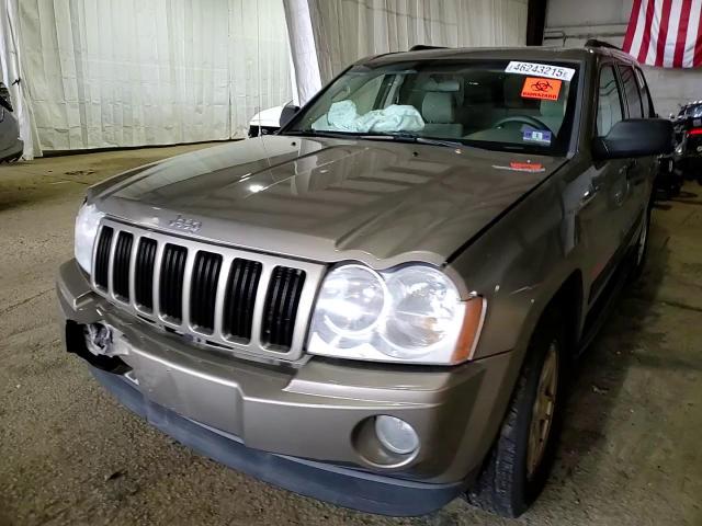 2006 Jeep Grand Cherokee - Image 12