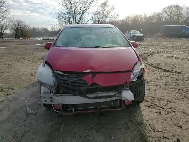 2015 Toyota Prius - Image 11