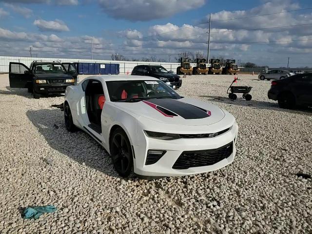 2016 Chevrolet Camaro - Image 10