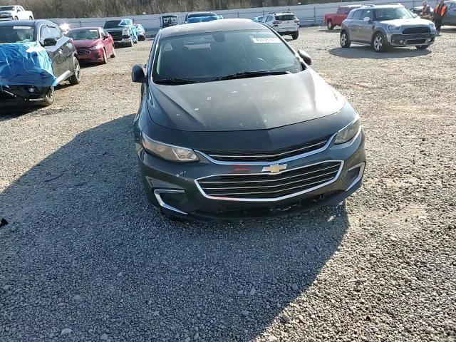 2017 Chevrolet Malibu - Image 11