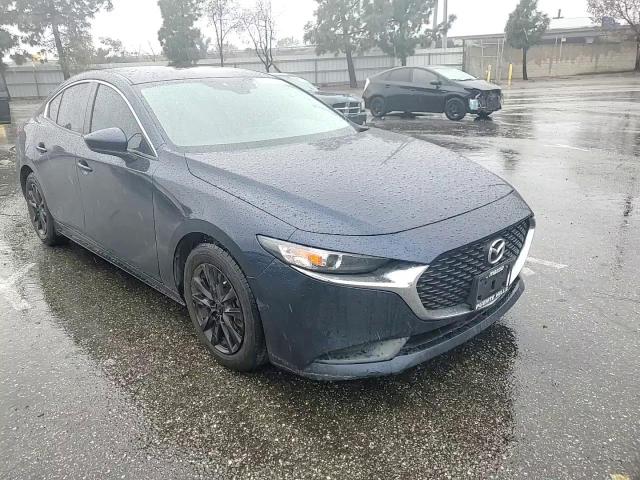 2019 Mazda 3 - Image 10