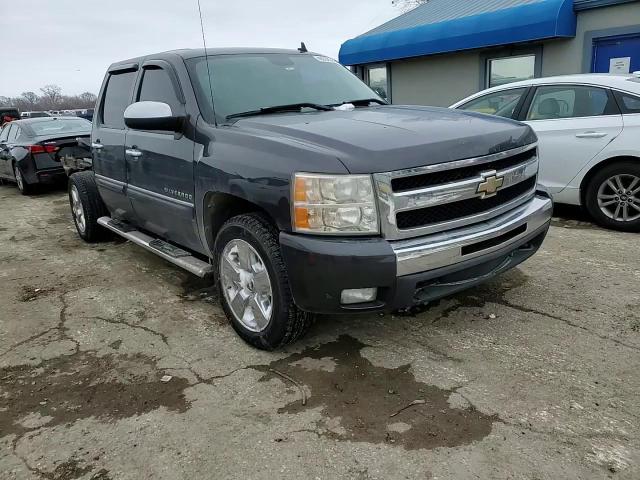 2010 Chevrolet Silverado - Image 11