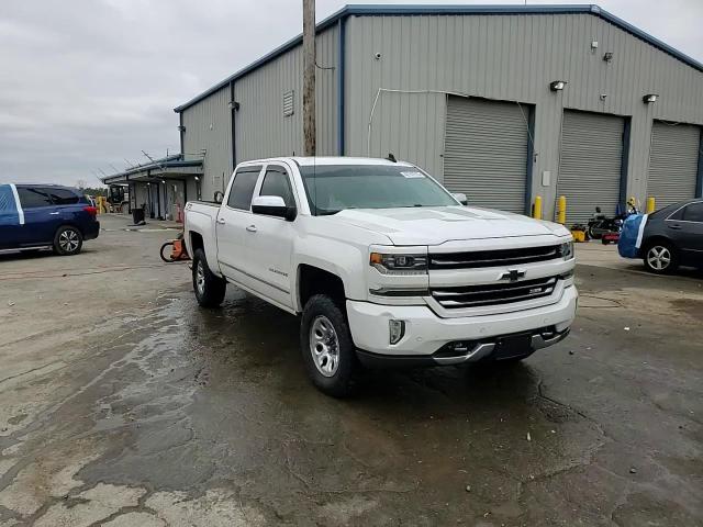 2018 Chevrolet Silverado - Image 13