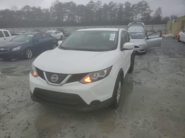 2019 Nissan Rogue - Image 11