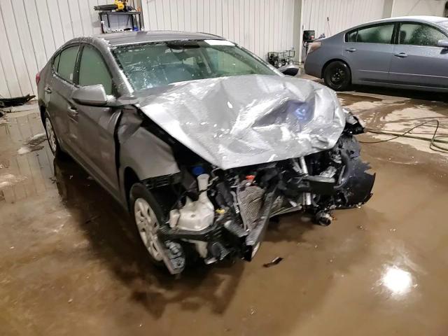 2019 Hyundai Elantra - Image 14