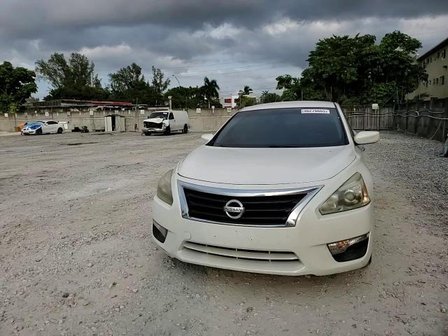2013 Nissan Altima - Image 10