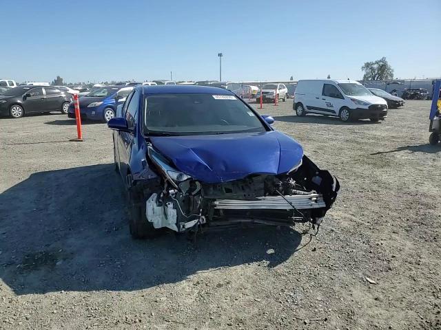 2017 Toyota Prius - Image 10