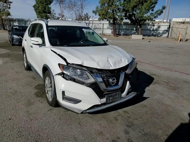 2017 Nissan Rogue - Image 10