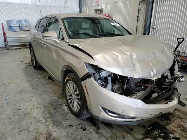 2017 Lincoln MKX - Image 12