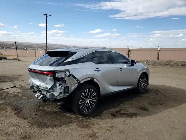 2024 Lexus RX - Image 13