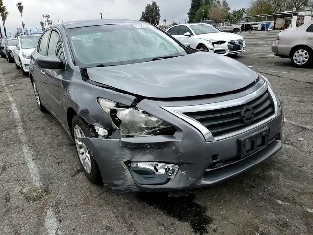 2015 Nissan Altima - Image 10