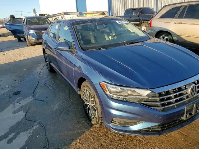 2019 Volkswagen Jetta - Image 13