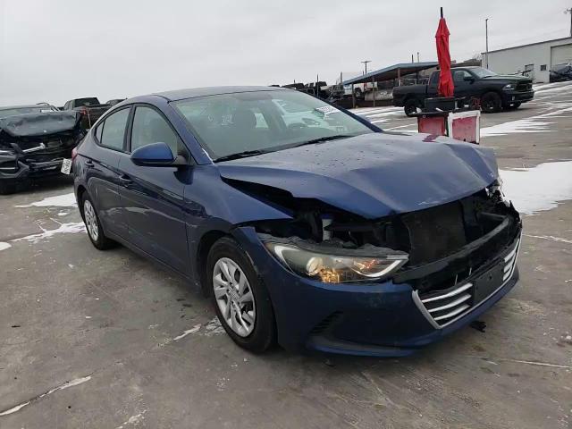 2017 Hyundai Elantra - Image 11
