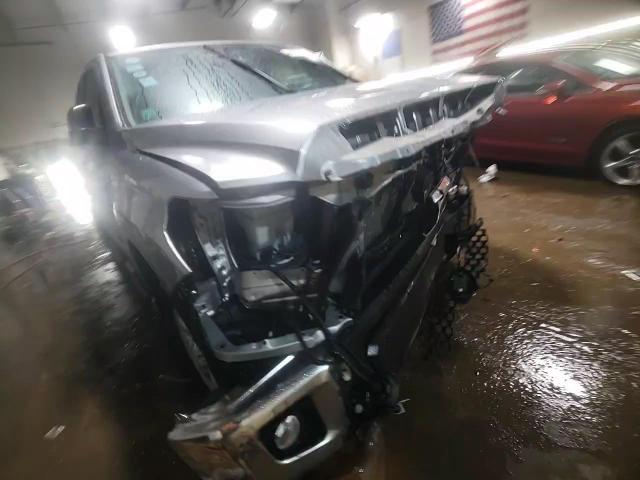 2020 Toyota Tundra - Image 13