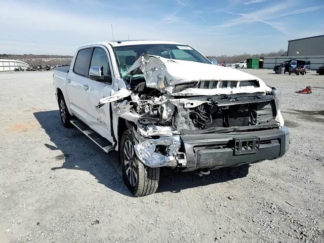 2018 Toyota Tundra - Image 11
