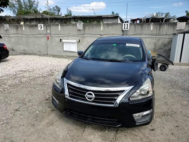 2015 Nissan Altima - Image 13