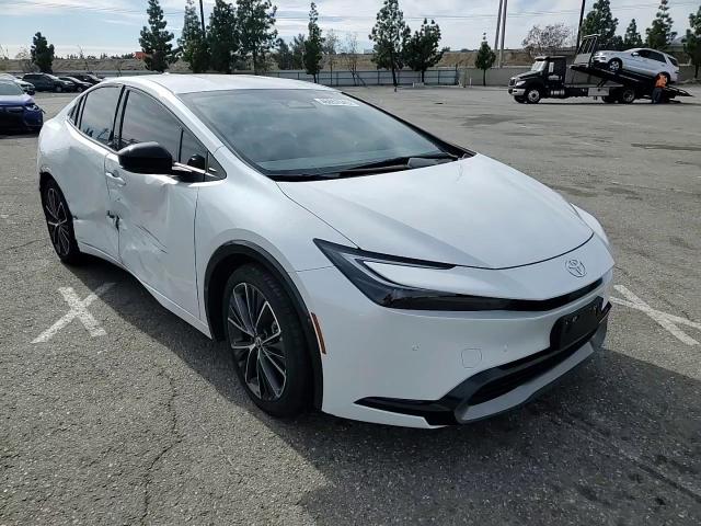 2024 Toyota Prius - Image 11