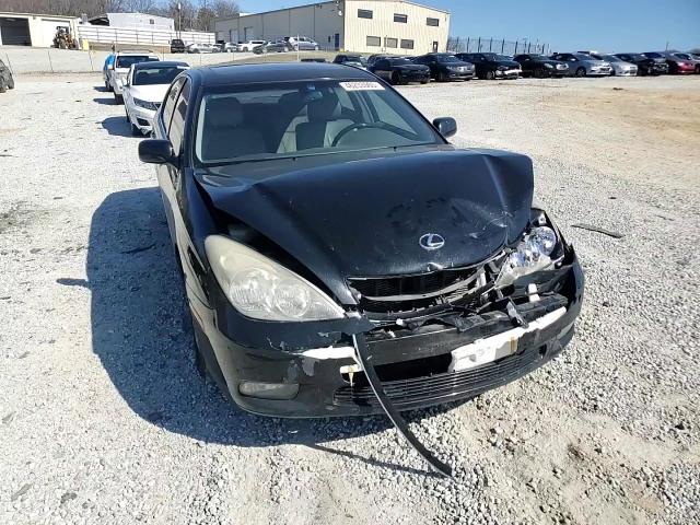 2004 Lexus ES - Image 11