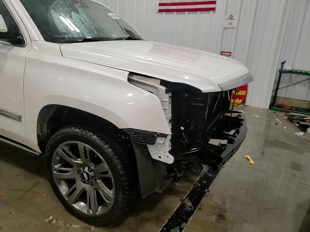2016 Cadillac Escalade - Image 15