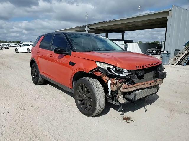2016 Land Rover Discovery - Image 15