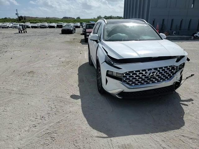 2022 Hyundai Santa Fe - Image 12