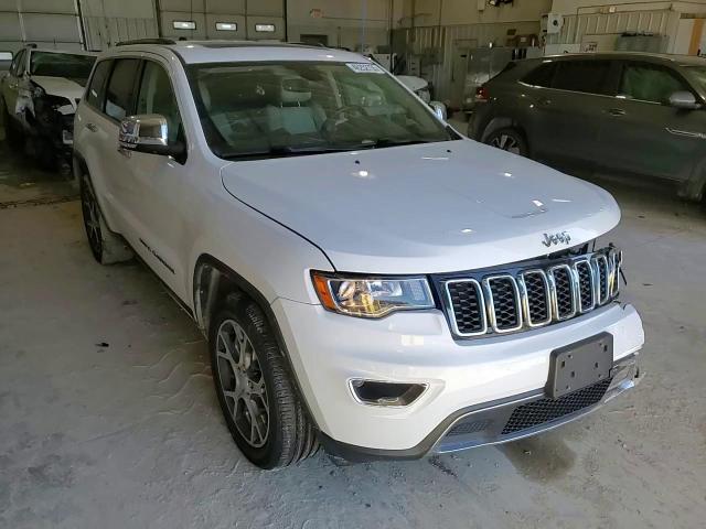 2020 Jeep Grand Cherokee - Image 12