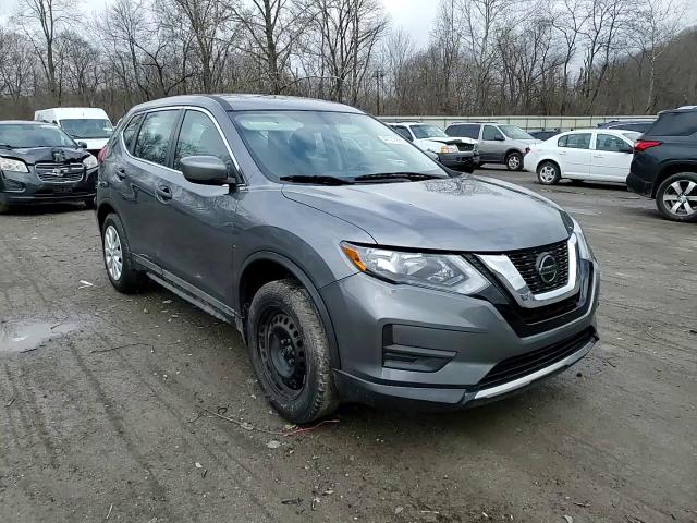 2018 Nissan Rogue - Image 11