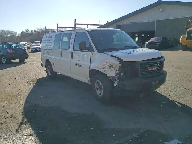 2013 GMC Savana - Image 11