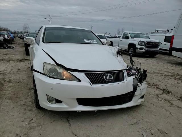2010 Lexus IS - Image 10