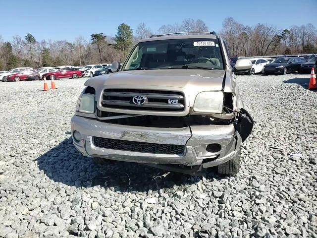 2004 Toyota Sequoia - Image 12