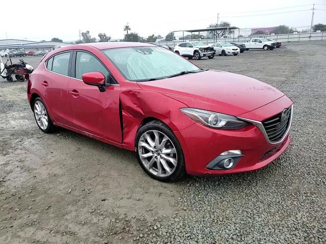 2015 Mazda 3 - Image 10