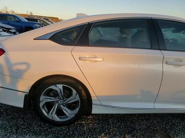 2019 Honda Accord - Image 13