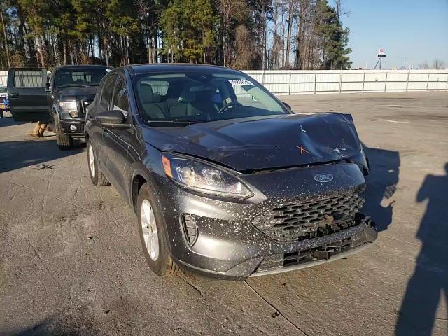 2020 Ford Escape - Image 14
