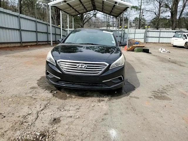 2016 Hyundai Sonata - Image 13
