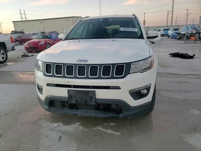 2018 Jeep Compass - Image 14