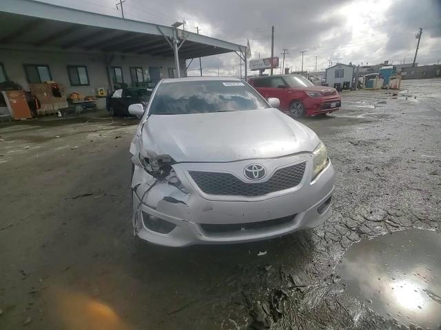 2010 Toyota Camry - Image 11