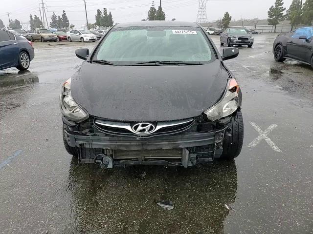 2013 Hyundai Elantra - Image 11