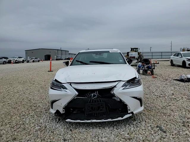 2019 Lexus ES - Image 11