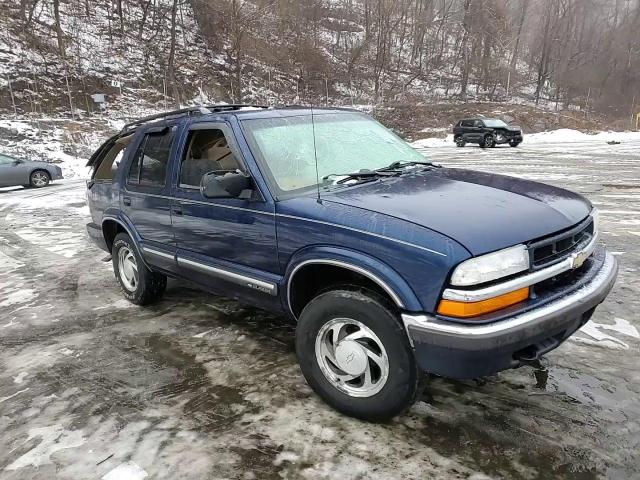 2001 Chevrolet Blazer - Image 12