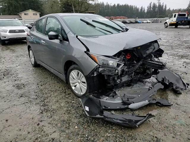 2024 Nissan Leaf - Image 10