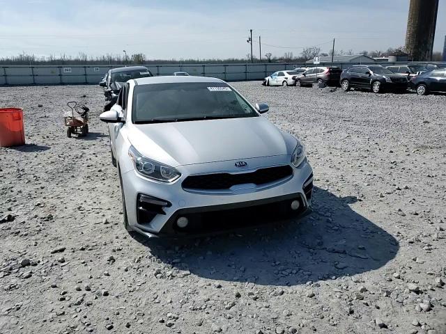 2021 Kia Forte - Image 11