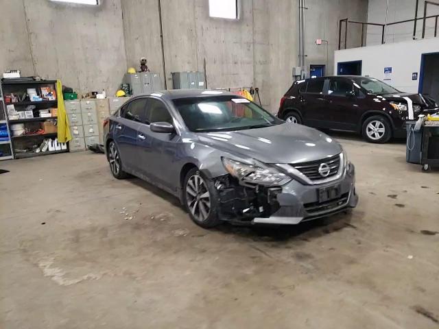 2016 Nissan Altima - Image 10