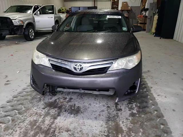 2014 Toyota Camry - Image 11