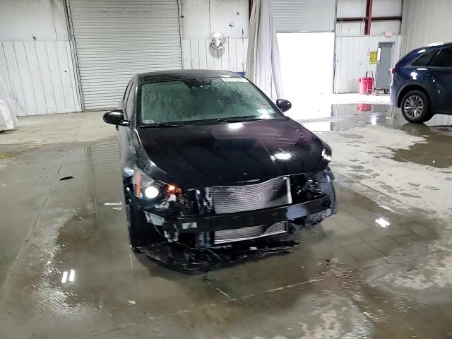 2019 Hyundai Elantra - Image 14