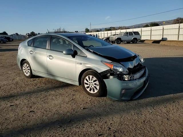 2012 Toyota Prius - Image 11
