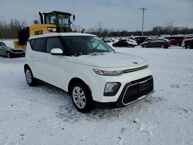 2021 Kia Soul - Image 13