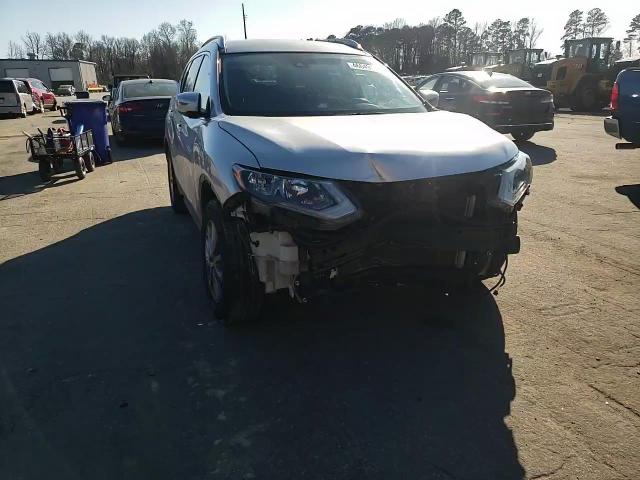 2019 Nissan Rogue - Image 11
