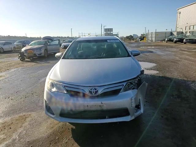 2013 Toyota Camry - Image 11